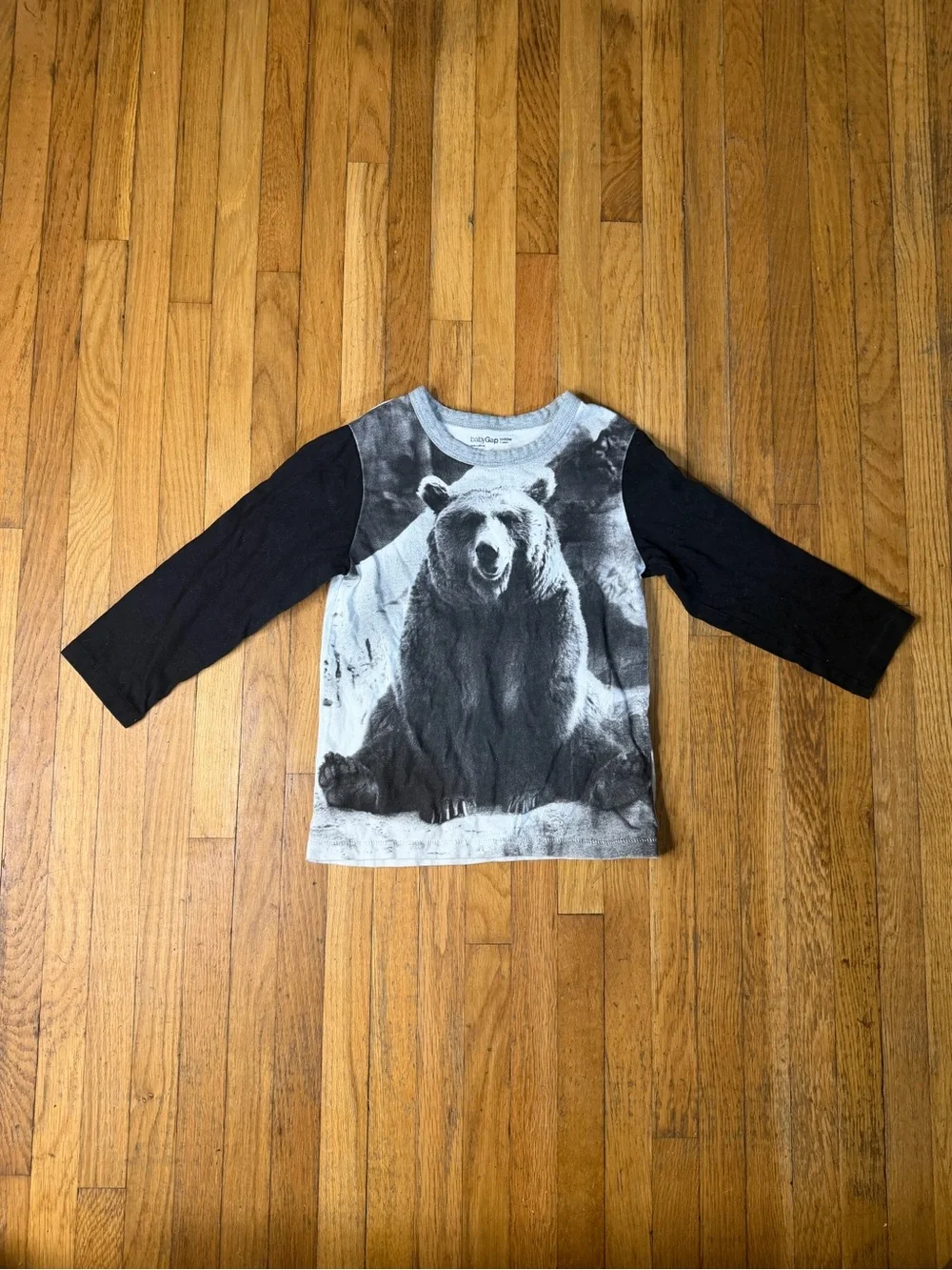 Baby Gap 3 Year Bear Raglan Tee